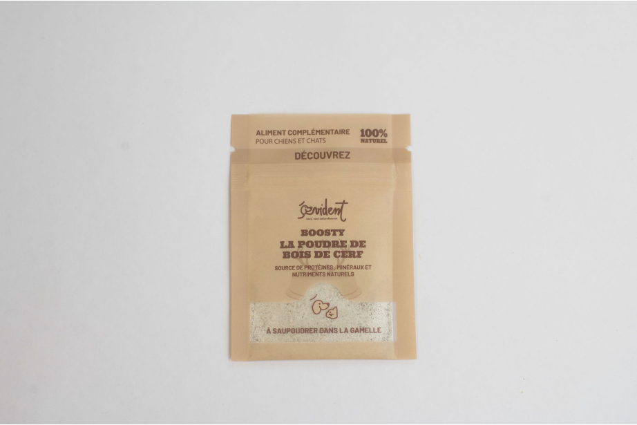 aliment complémentaire à la poudre de bois de cerf pour chats et chiens