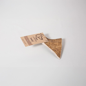 Le bois de daim est résistant et gourmand