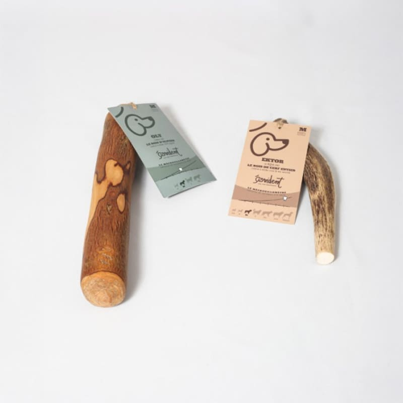 Bois de cerf en bois d'olivier